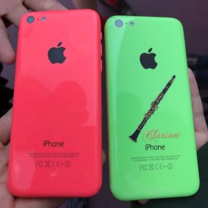 iPhone 5cのピンクとグリーン